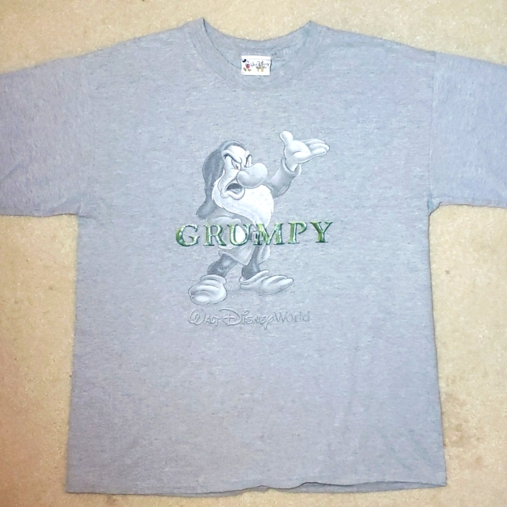 Grumpy Walt Disney WORLD Tee Shirt Size Large Textured Grumpy Snow White